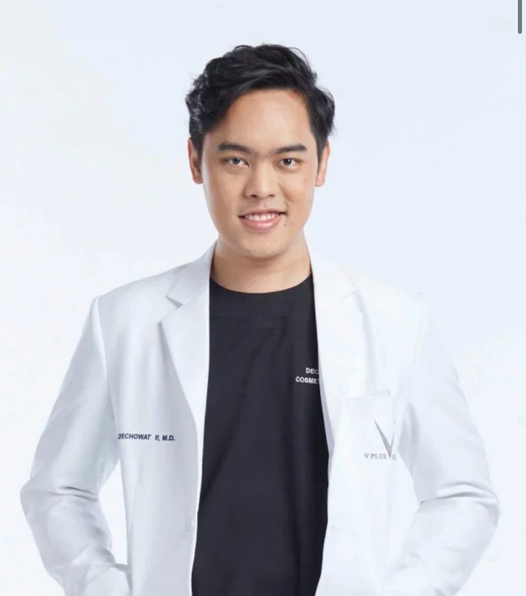 นพ.เดโชวัต พรมดา แพทย์ผู้ก่อตั้ง Vinfinity Clinic อุดรธานี